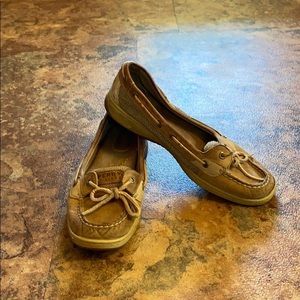 Sperry boat shoes